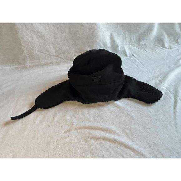 Atlanta Braves New Era Black Cap, Dogear, 7 & 3/8, Fuzzy, 59Fifty, NWT, Warm - Picture 2 of 7